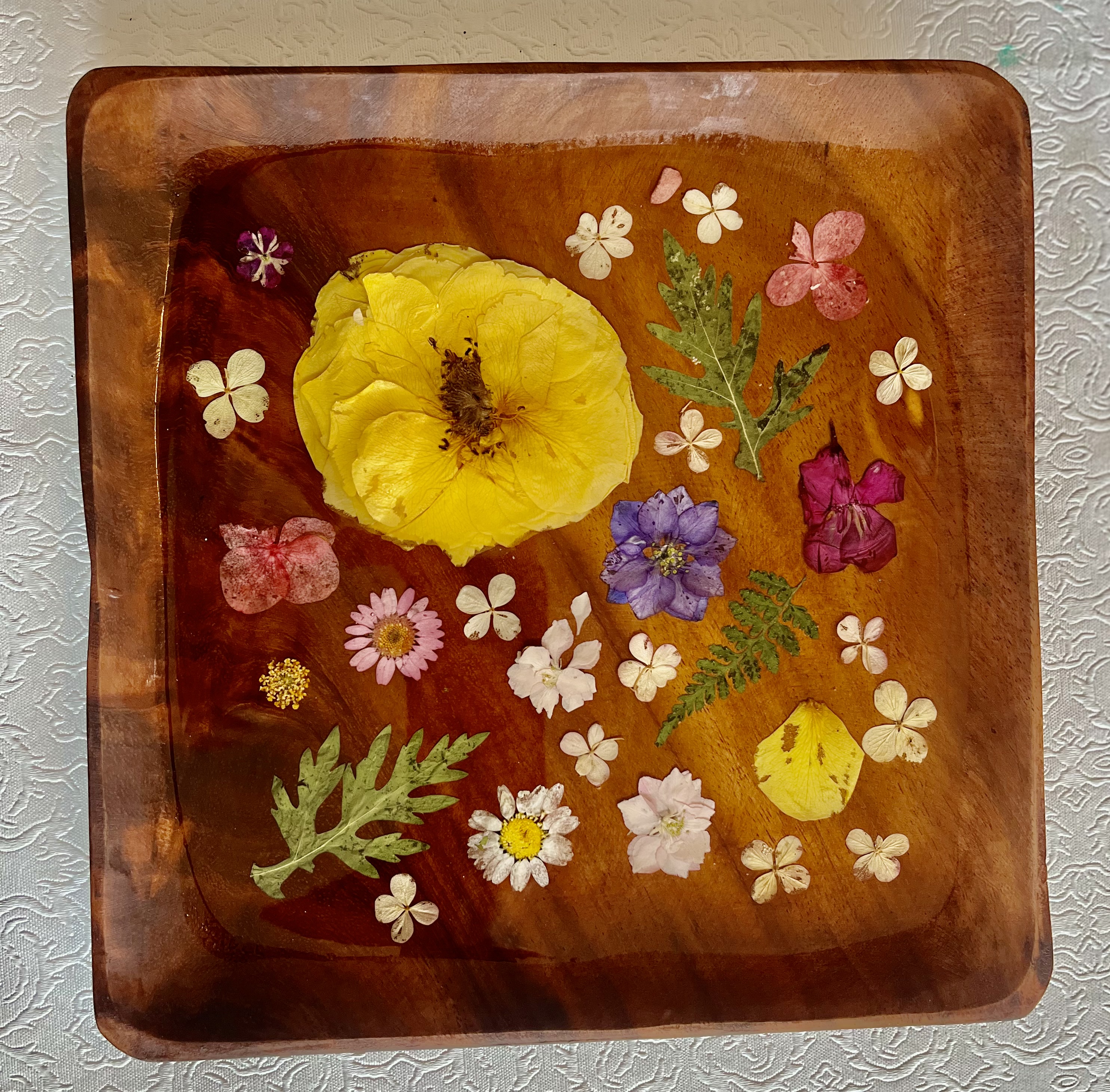 Square tray