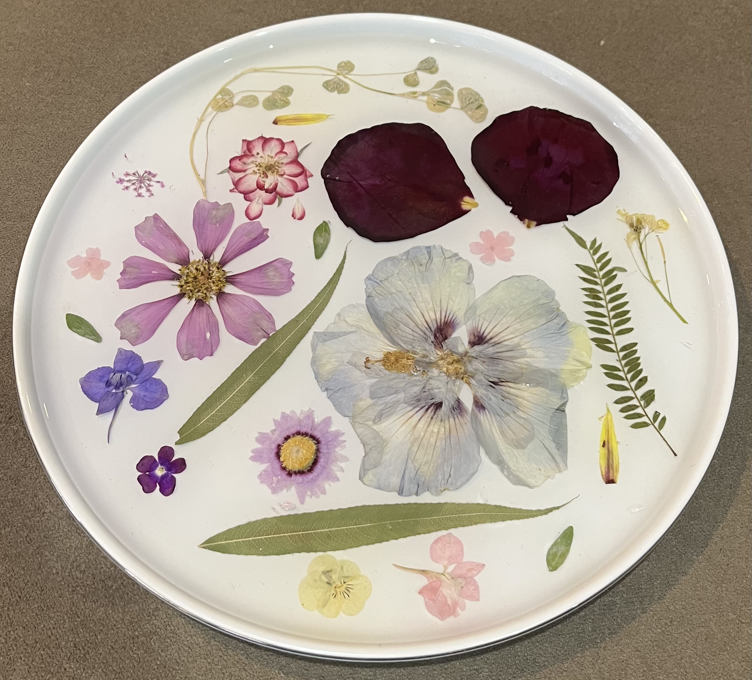 White tray/plate with gold accent rim SOLD
